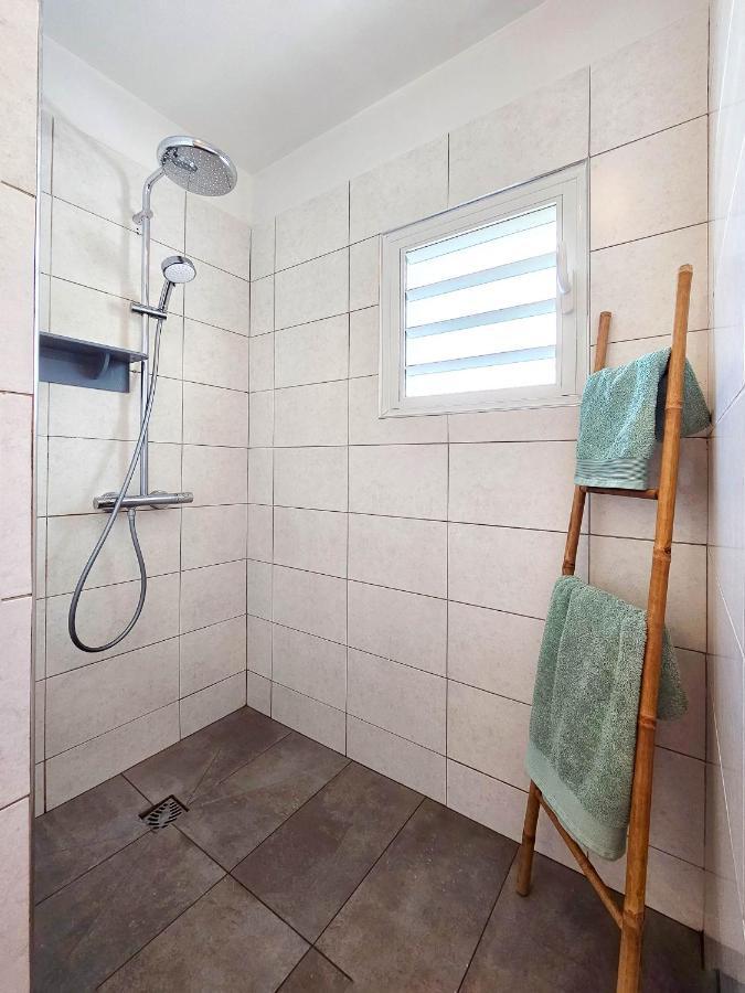 Appartement Carpe Diem Le Moule Buitenkant foto